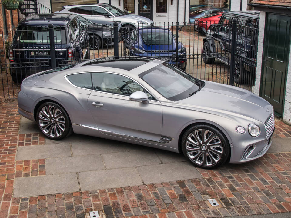 Imagen 8/24 de Bentley Continental GT V8 (2022)