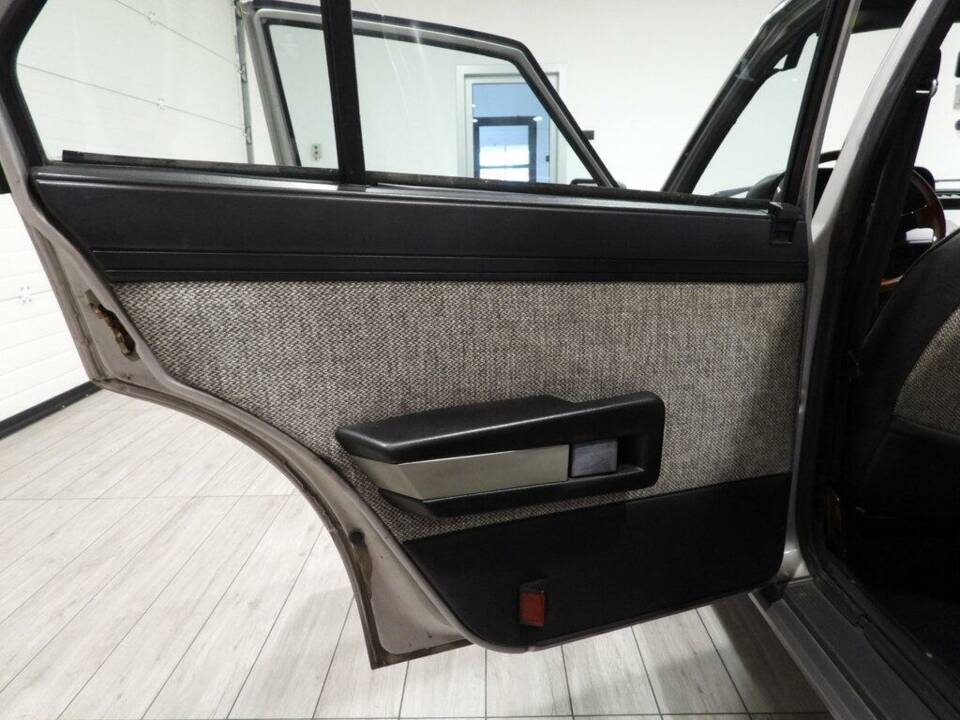 Bild 10/14 von Alfa Romeo Giulietta 2.0 Turbodiesel (1985)