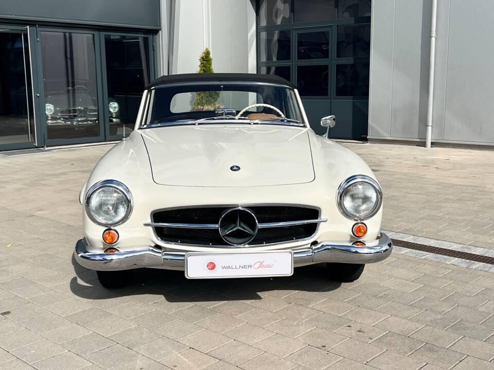 Afbeelding 3/28 van Mercedes-Benz 190 SL (1960)
