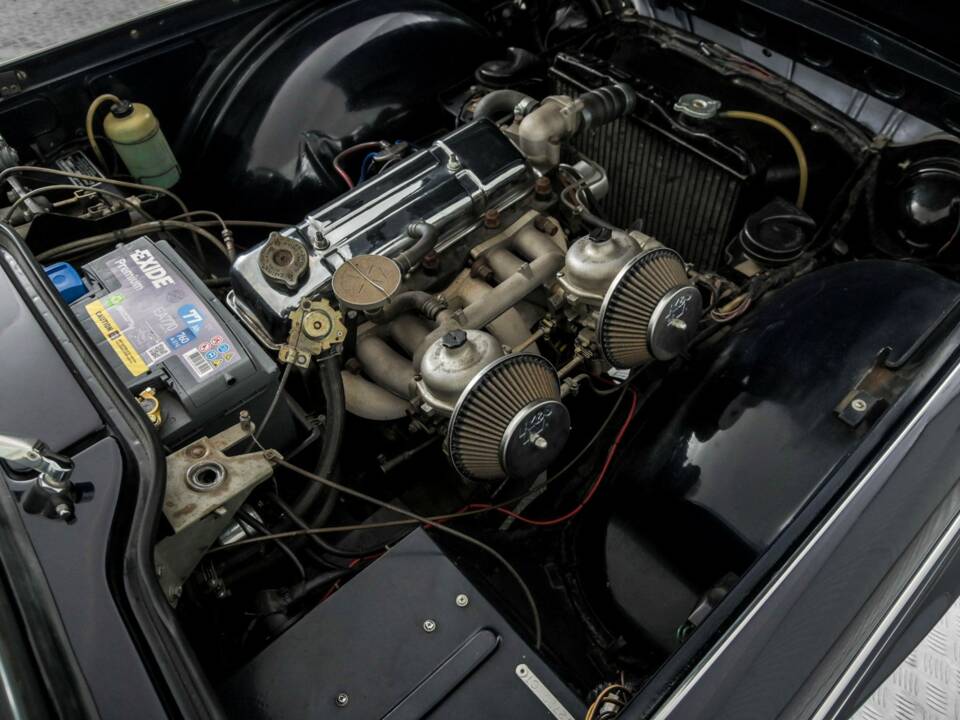 Afbeelding 38/50 van Triumph TR 4A (1967)