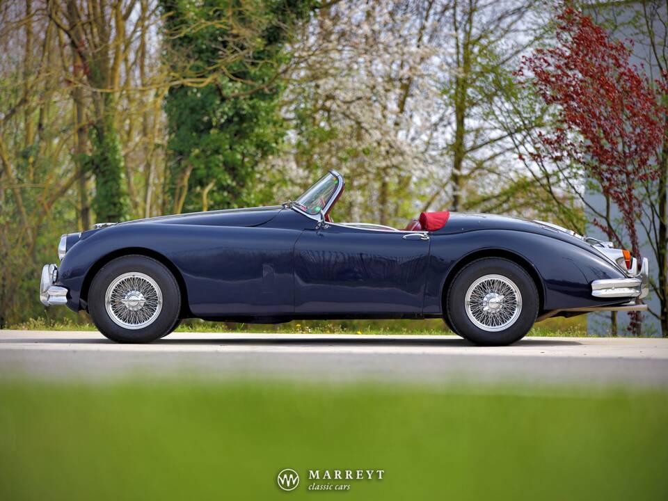 Image 6/78 of Jaguar XK 150 3.4 S OTS (1958)