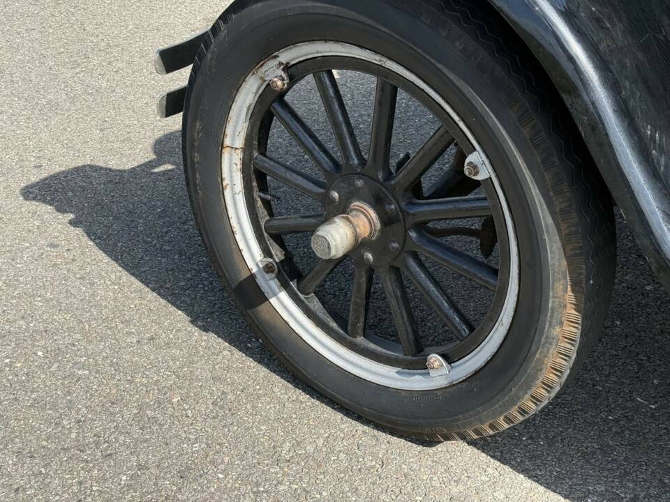 Bild 9/16 von Ford Modell T (1926)