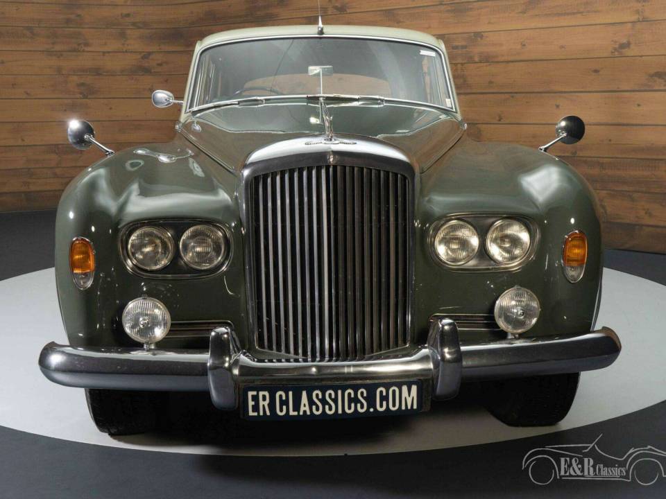 Image 19/19 de Bentley S 3 (1963)