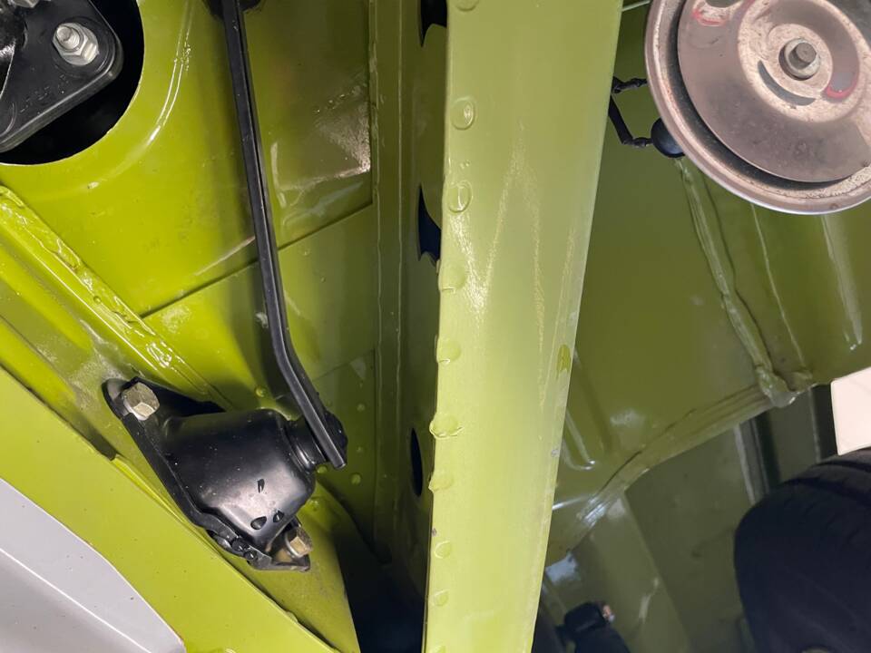 Image 56/73 of Volkswagen T2b Kombi (1978)