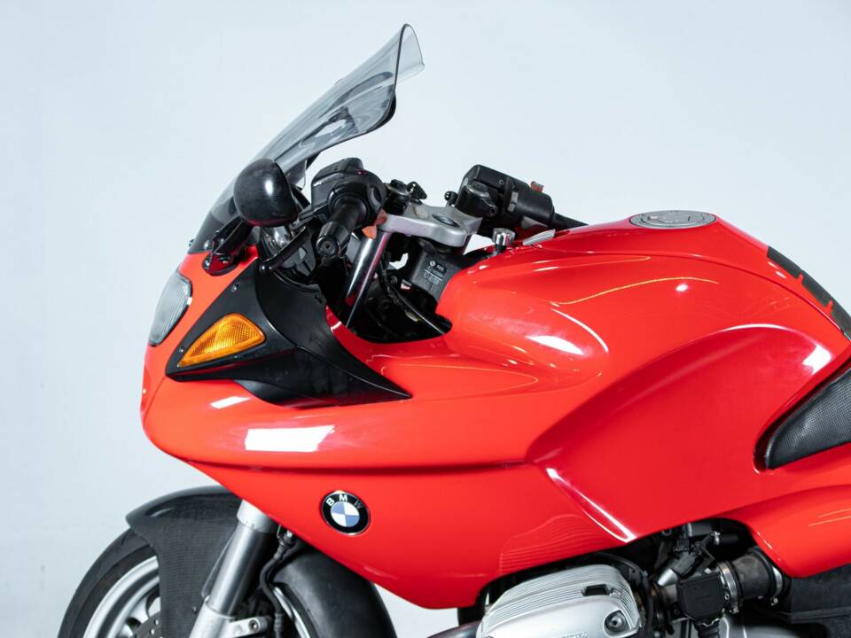 Immagine 26/50 di BMW R 1100 S (2000)