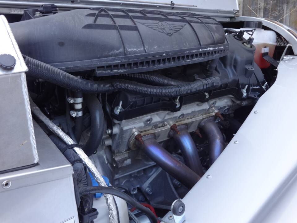 Image 16/16 of Morgan Roadster V6 (2017)