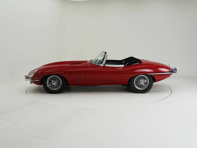 Image 8/15 de Jaguar E-Type "Lightweight" (1963)