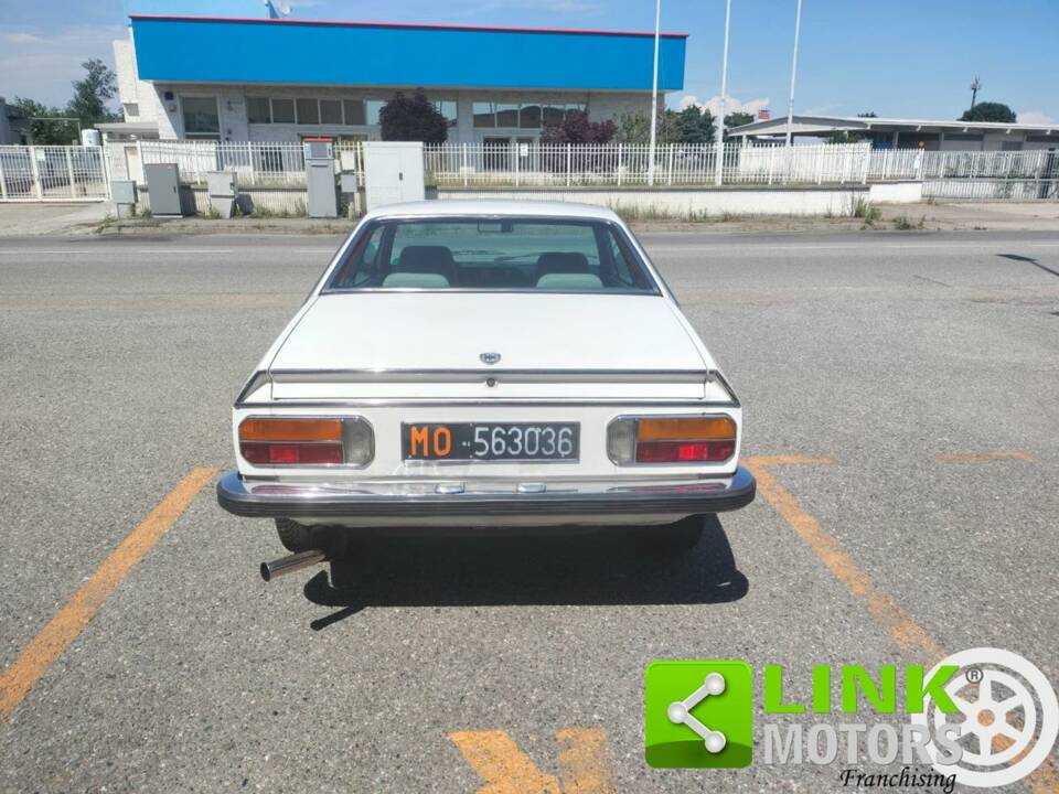 Bild 6/10 von Lancia Beta Coupe 1300 (1982)