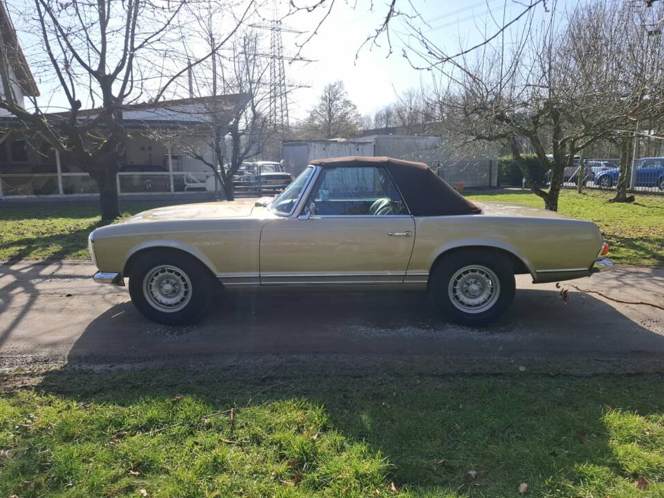 Bild 8/29 von Mercedes-Benz 280 SL (1969)