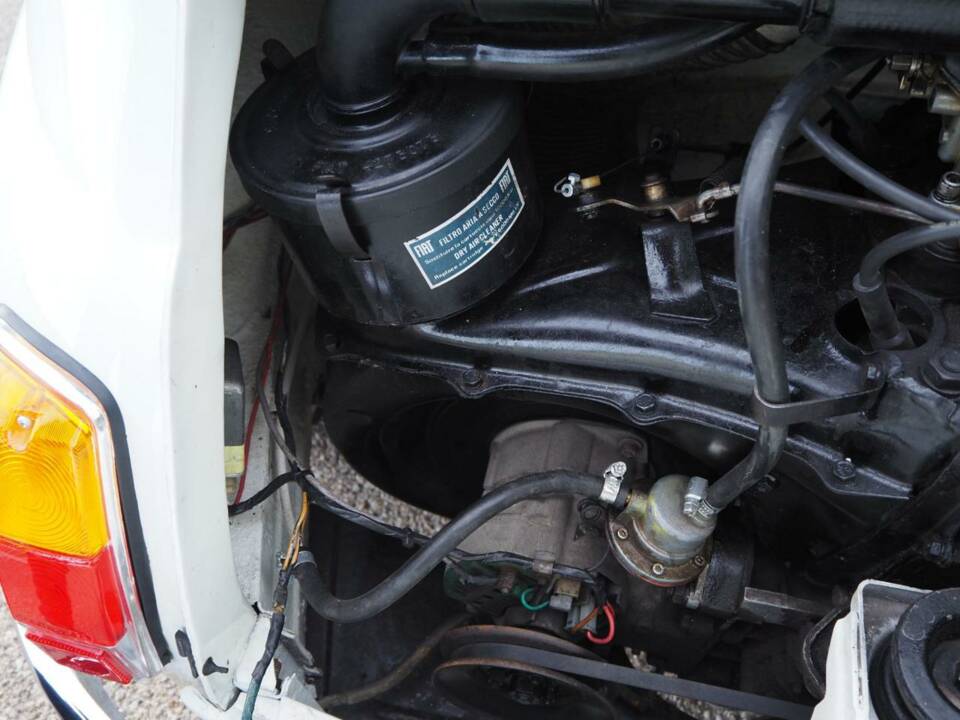 Image 37/50 of FIAT 500 F (1972)