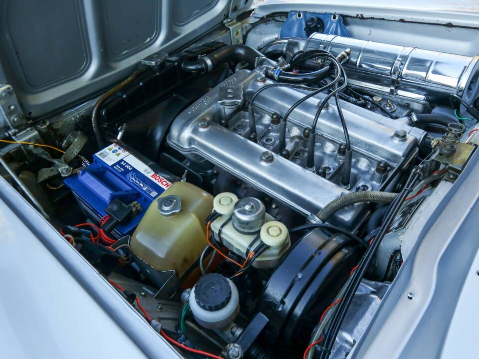 Image 4/50 of Alfa Romeo 1750 GT Veloce (1970)