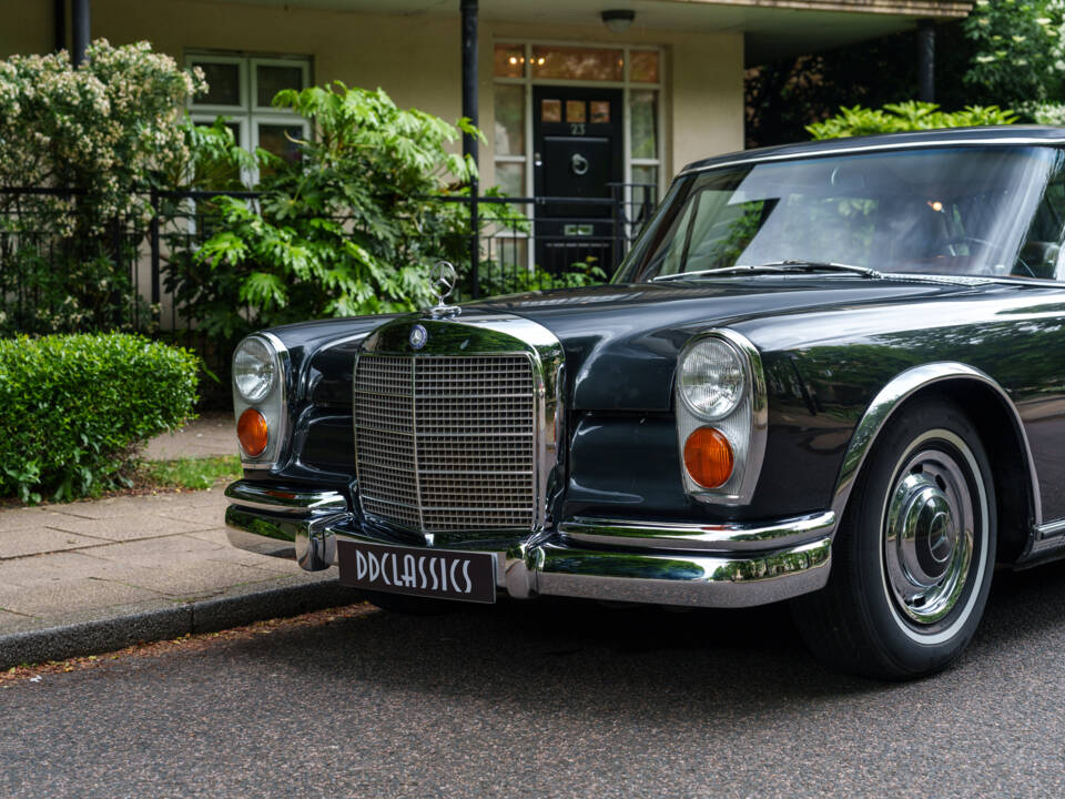 Image 7/21 of Mercedes-Benz 600 (1967)