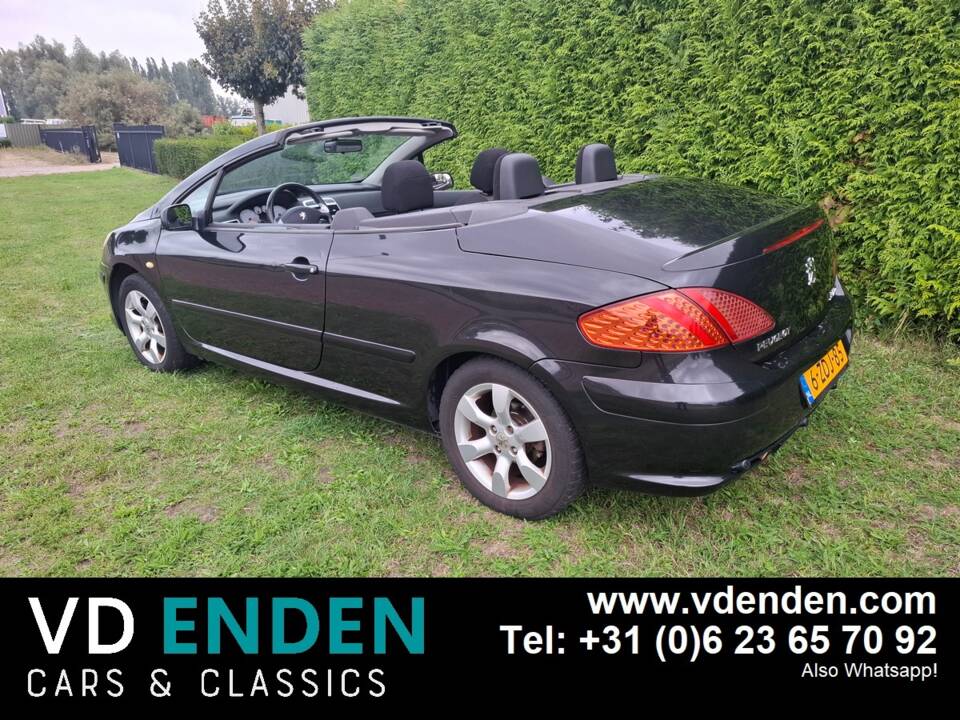 Bild 4/23 von Peugeot 307 CC 2.0i (2005)