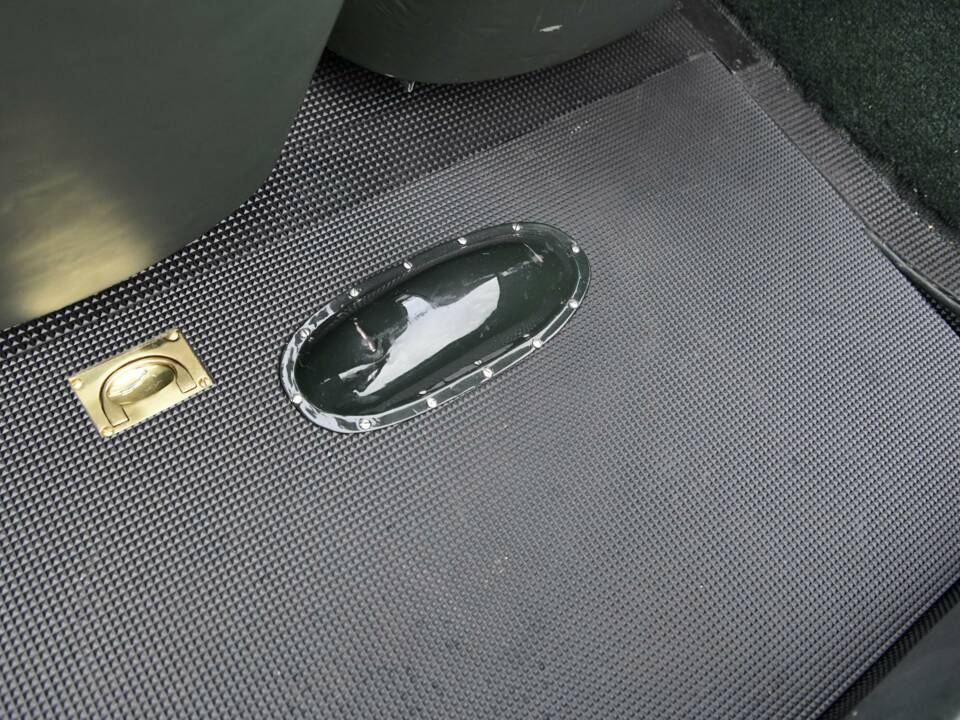 Image 44/50 of Bentley 6 1&#x2F;2 Litre Speed Six (1930)