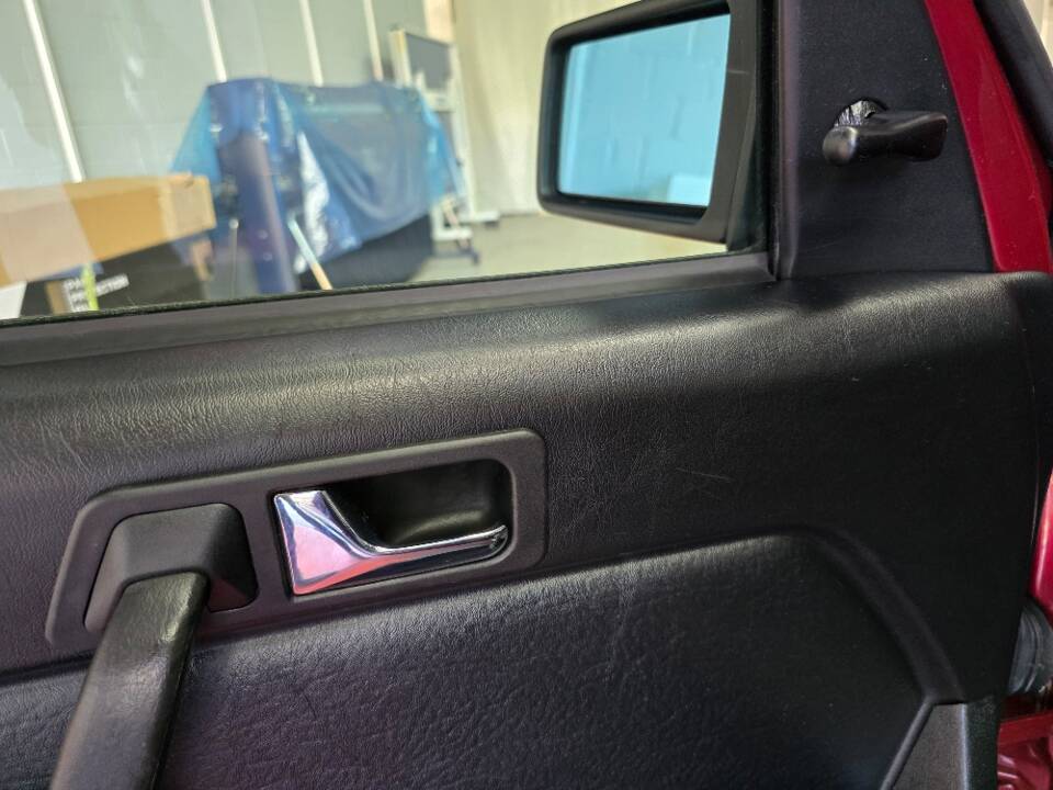 Imagen 21/69 de Mercedes-Benz 190 E 1.8 (1991)