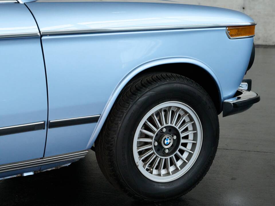 Bild 33/50 von BMW 2002 Baur (1975)