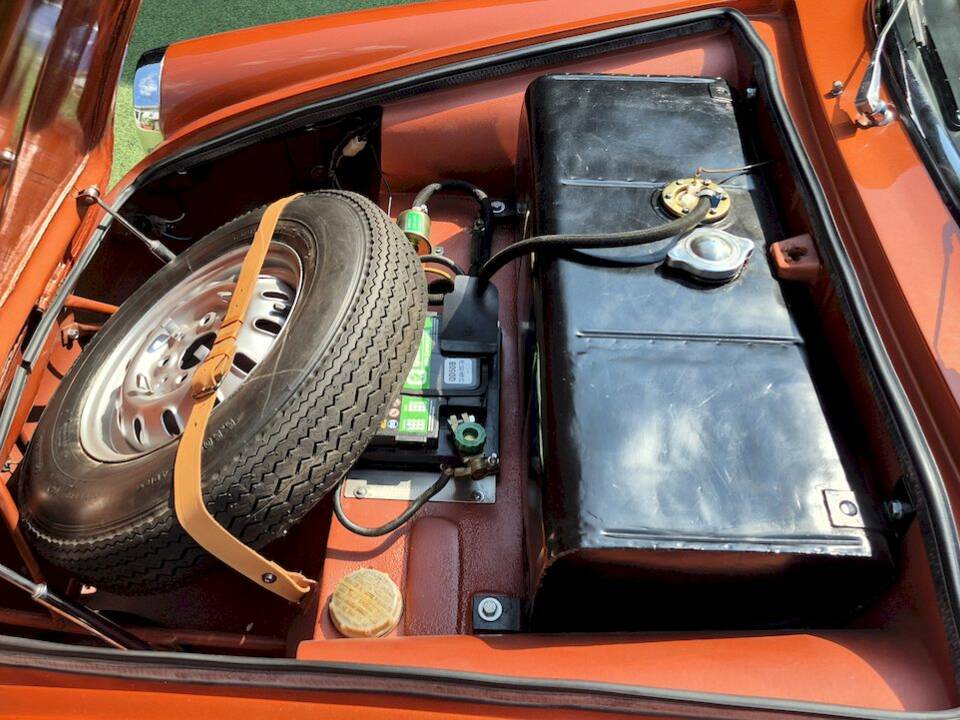 Image 47/71 of Cisitalia Spyder Riviera 850 Scorpione (1960)