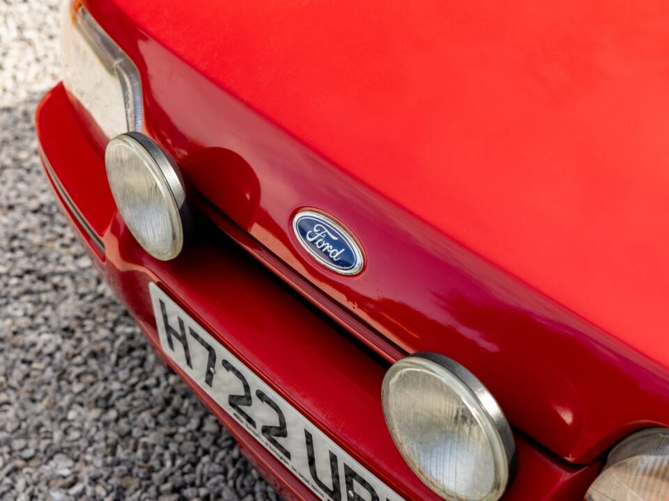Afbeelding 17/45 van Ford Escort turbo RS (1990)