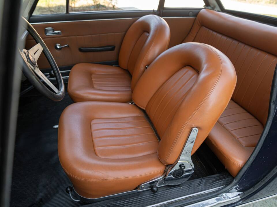 Image 27/50 of Lancia Fulvia Coupe Rallye (1967)