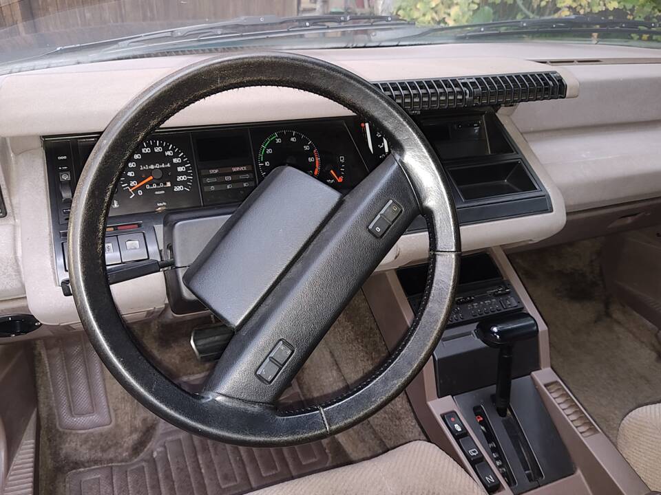 Bild 22/31 von Renault R 25 V6 (1984)