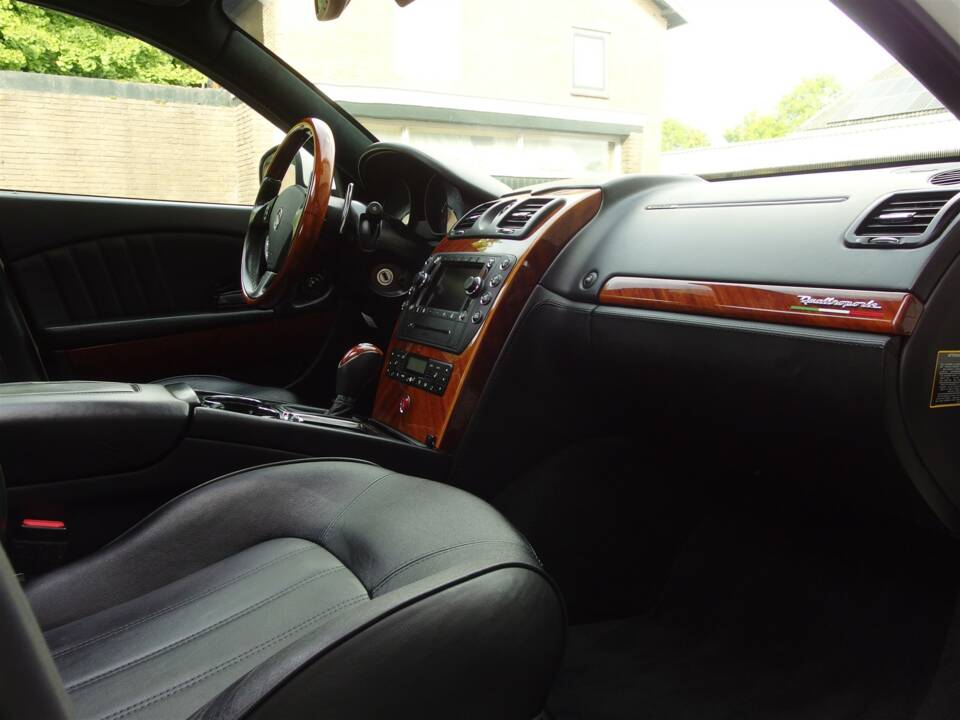 Image 53/99 de Maserati Quattroporte 4.2 (2010)