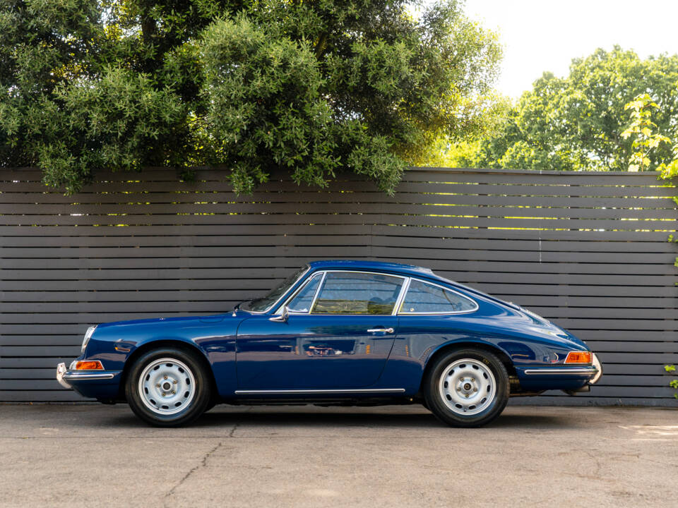 Image 7/42 of Porsche 912 (1967)