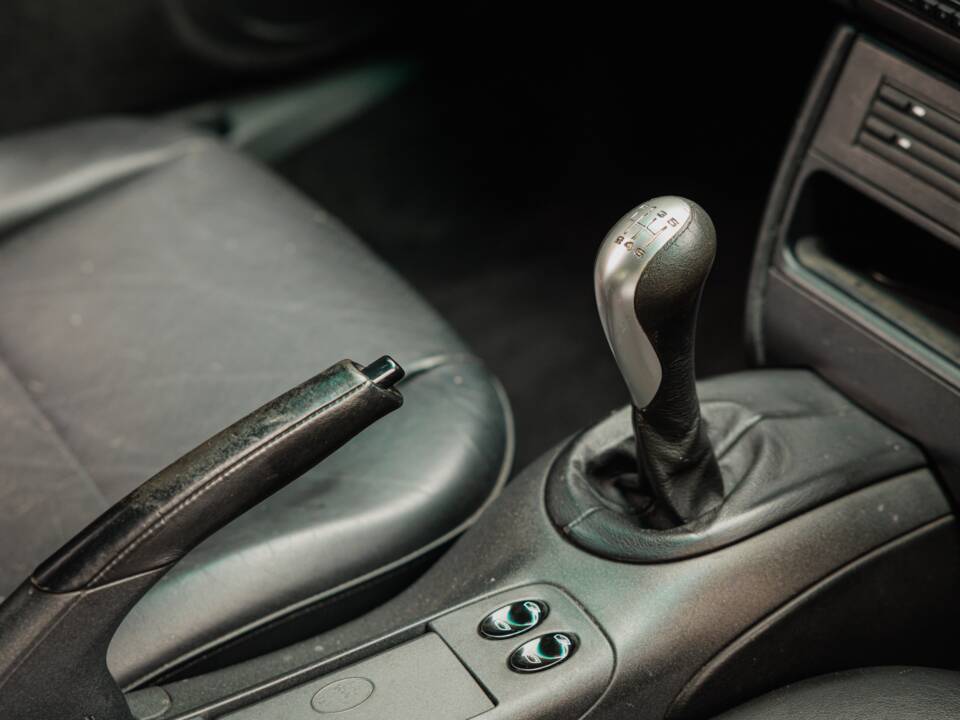 Bild 24/26 von Porsche 911 Carrera 4 (1999)