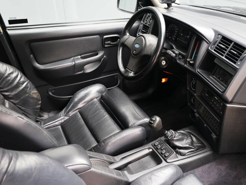 Image 33/50 of Ford Sierra Cosworth 4x4 (1992)