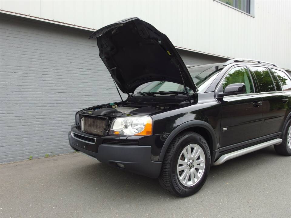 Bild 77/97 von Volvo XC90 V8 (2005)