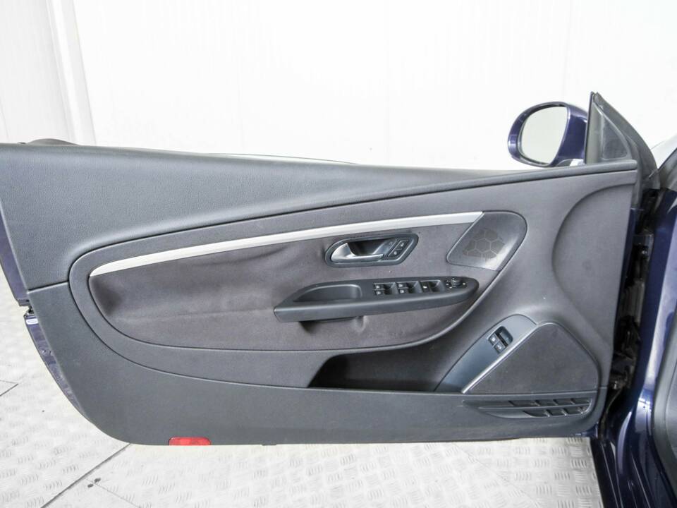 Image 32/42 of Volkswagen Eos 2.0 TFSI (2008)