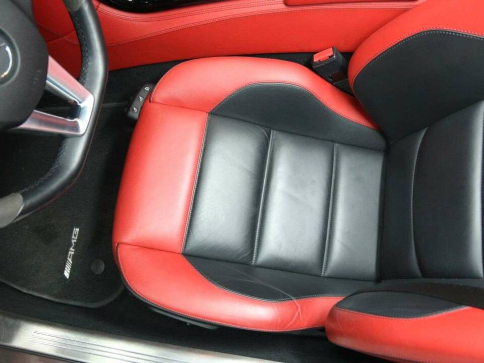 Image 12/30 of Mercedes-Benz SLS AMG Roadster (2012)