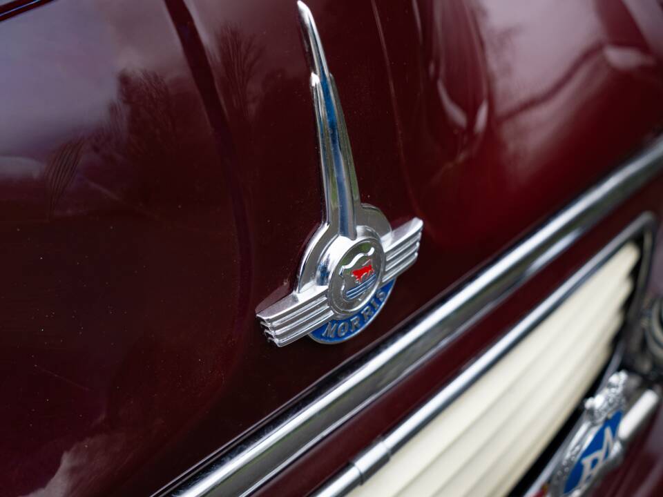 Image 27/43 of Morris Minor 1000 Traveller (1966)