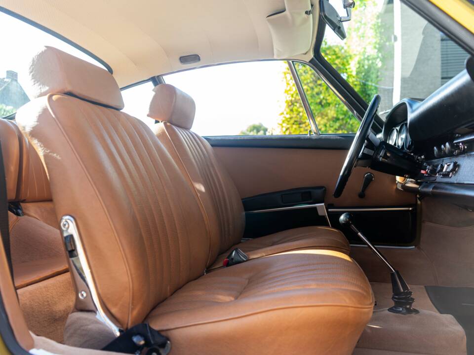 Bild 34/41 von Porsche 911 2.0 E (1969)