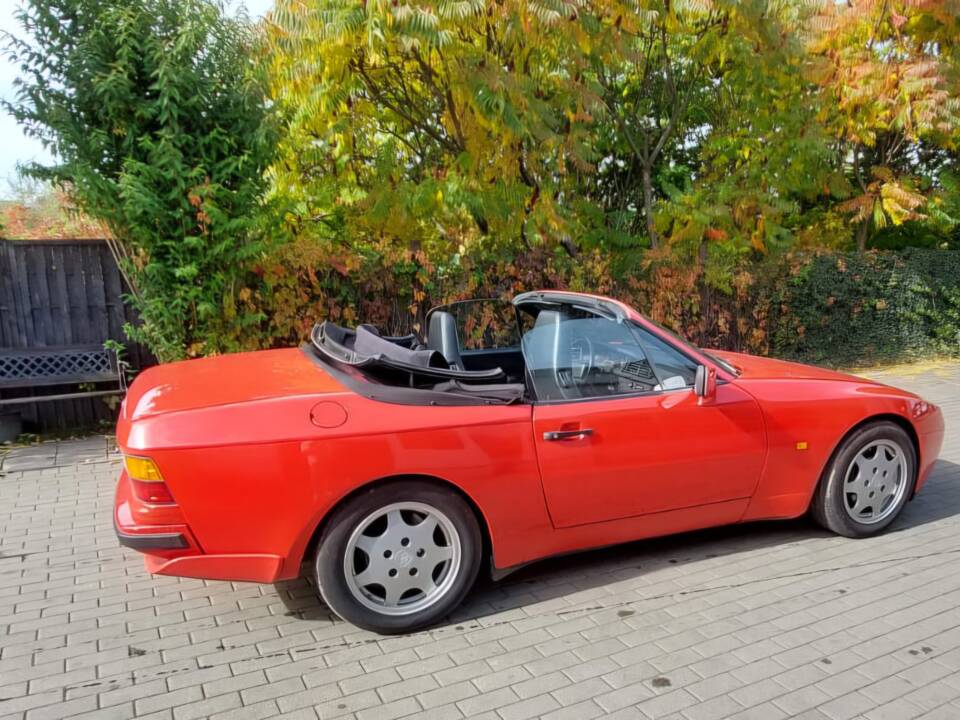 Image 6/18 de Porsche 944 S2 (1990)