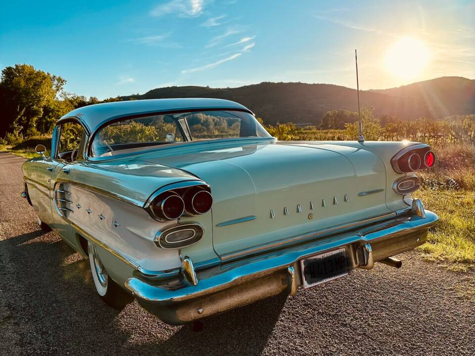 Immagine 4/31 di Pontiac Star Chief (1958)
