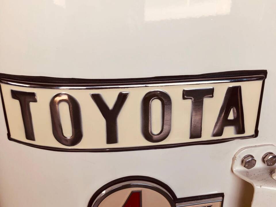 Bild 6/15 von Toyota Land Cruiser BJ 43 (1979)