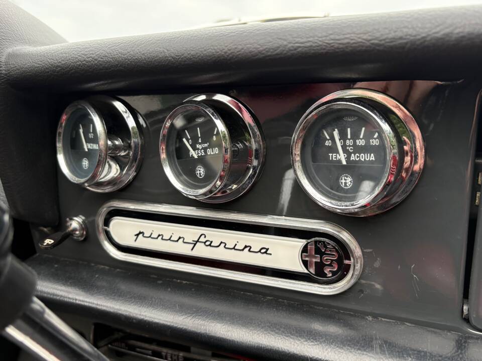 Imagen 15/32 de Alfa Romeo 1750 Spider (1970)