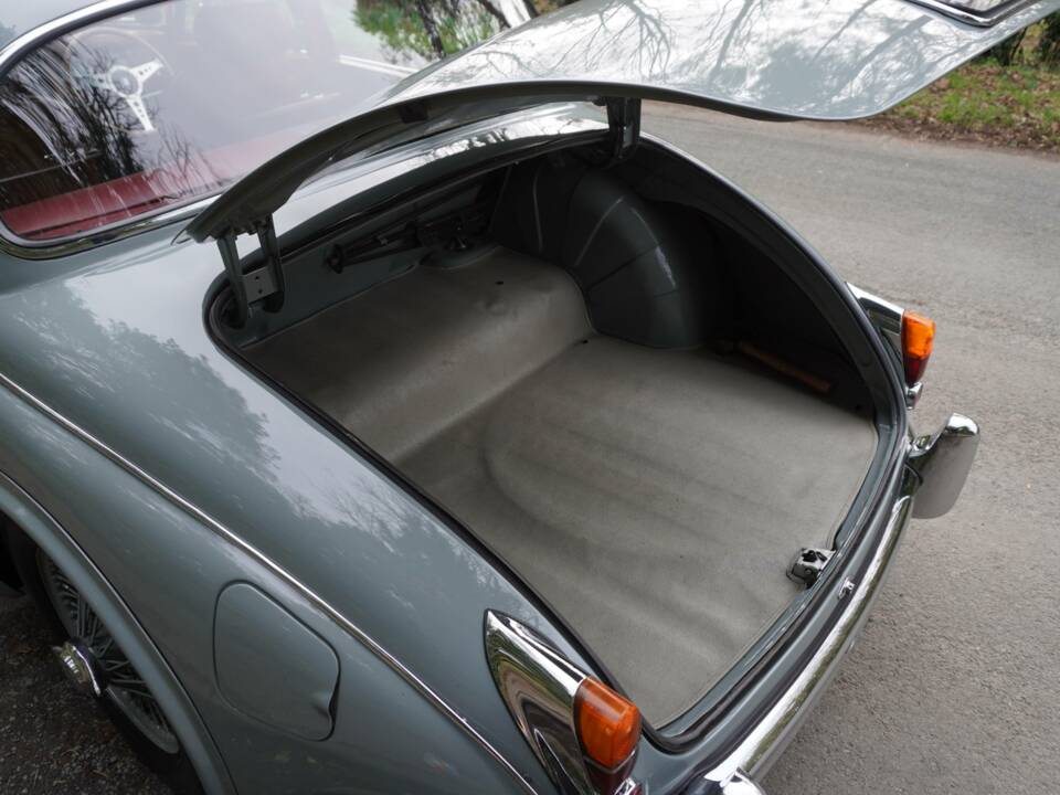Immagine 16/17 di Jaguar Mk II 3.8 (1959)