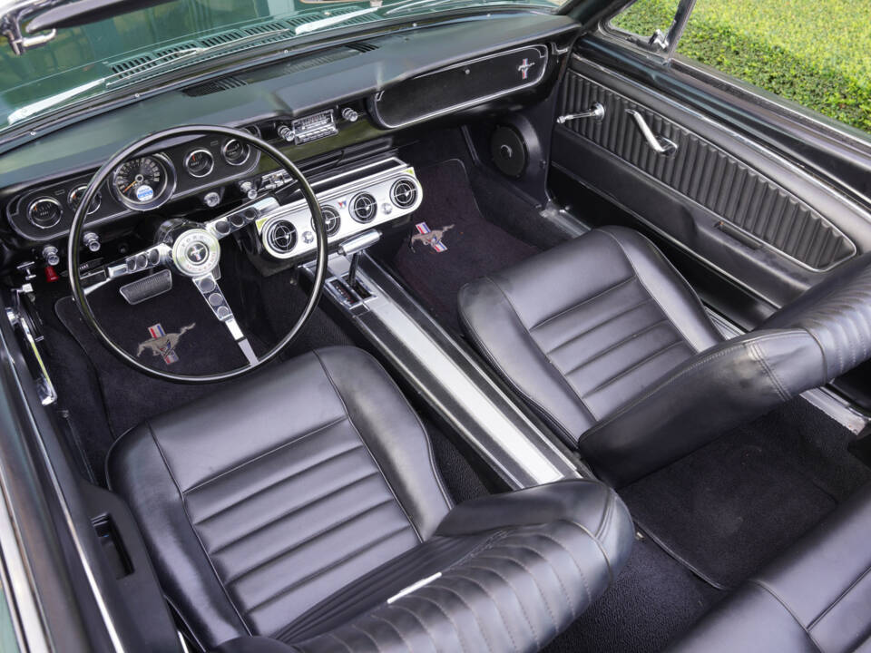 Image 50/50 de Ford Mustang 289 (1965)