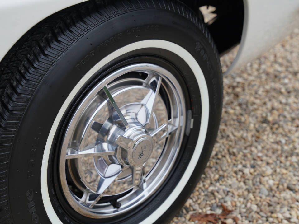 Image 35/50 of Chevrolet Corvette Sting Ray (1963)