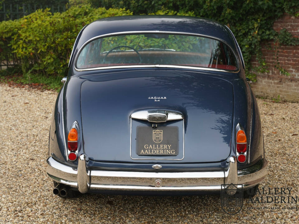 Image 40/50 of Jaguar Mk II 3.4 (1966)