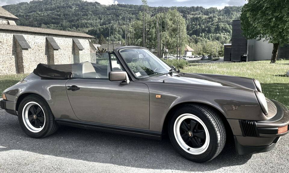 Bild 6/8 von Porsche 911 Carrera 3.2 (1984)