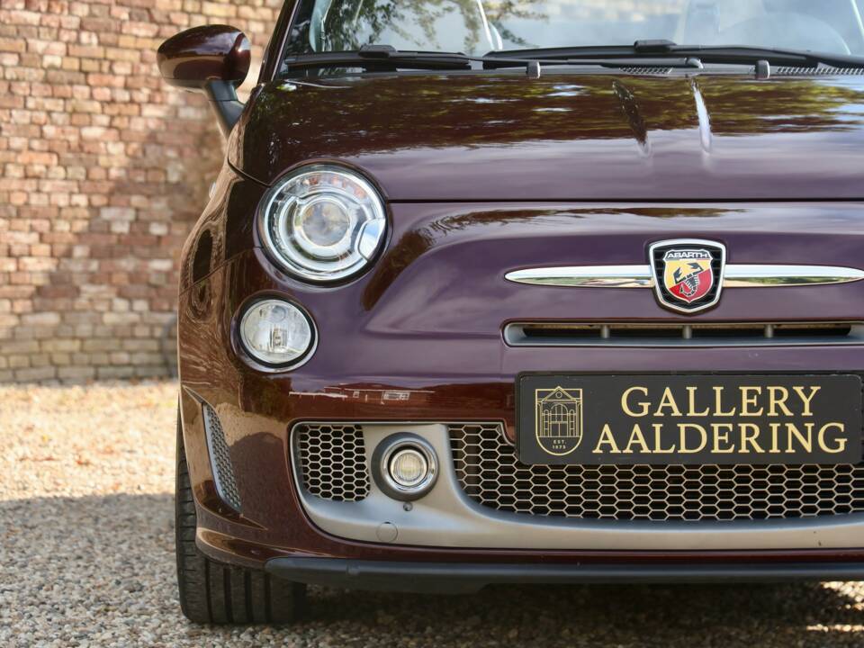 Immagine 34/50 di Abarth 695 &quot;Edizione Maserati&quot; (2013)