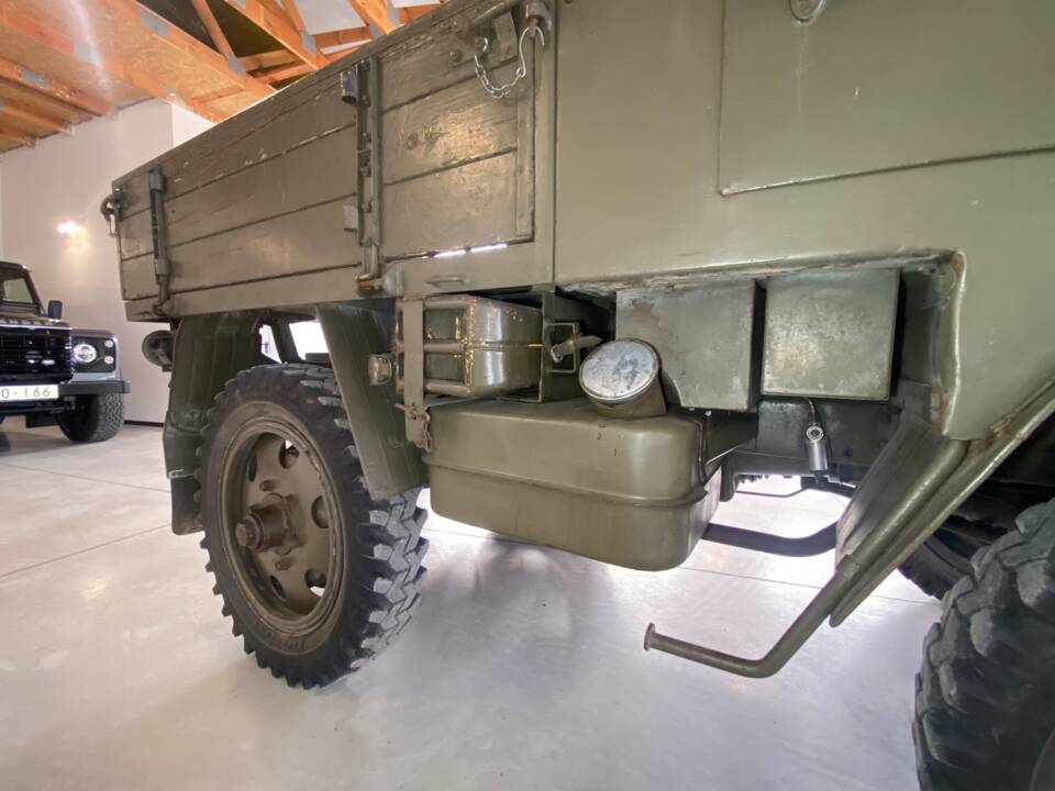 Afbeelding 37/67 van Mercedes-Benz Unimog 2010 (1951)