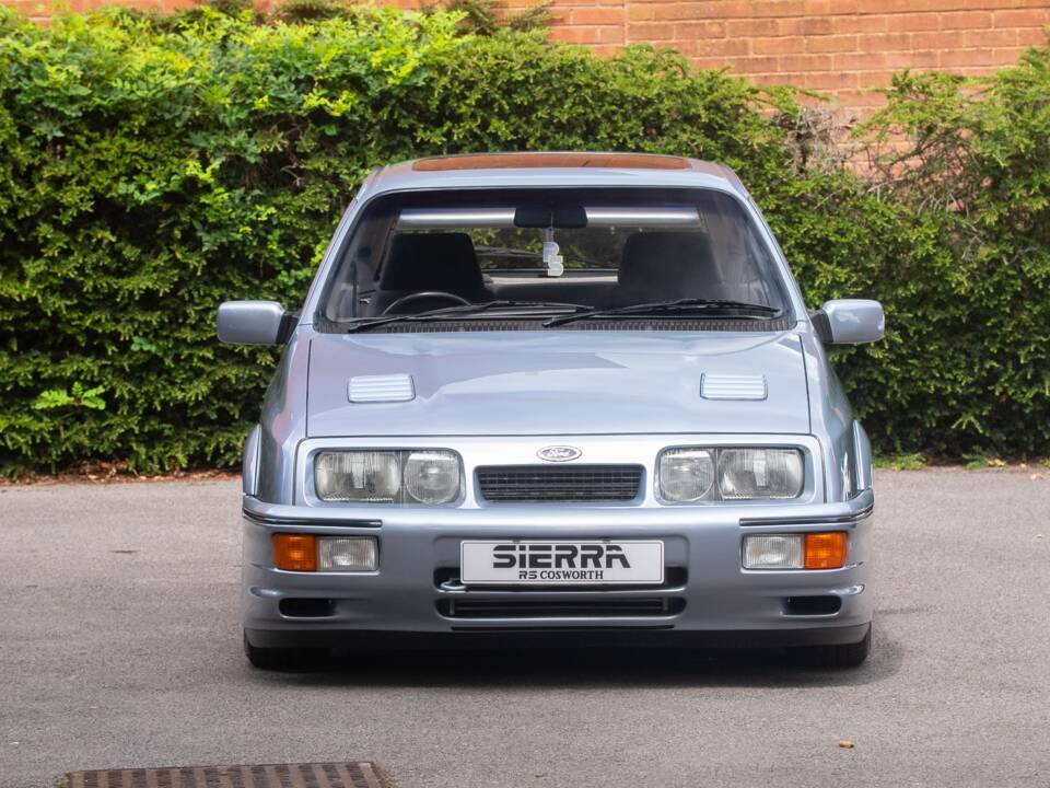 Image 44/50 of Ford Sierra RS Cosworth (1987)