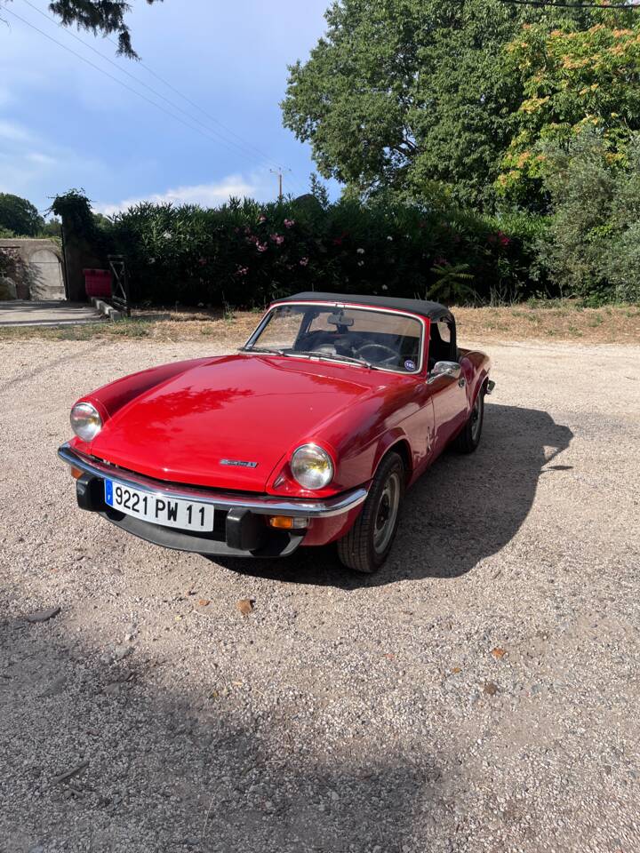 Image 3/4 of Triumph Spitfire Mk IV (1975)
