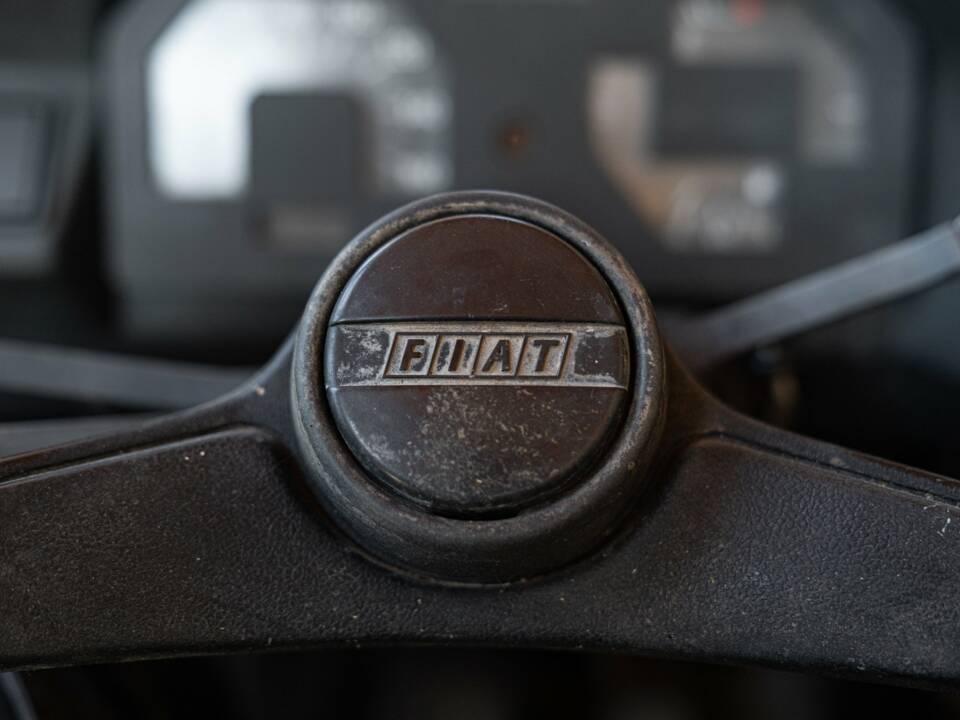 Image 28/50 of FIAT 127 Moretti Midimaxi 900 (1980)