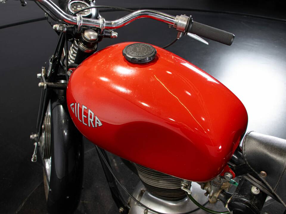 Bild 44/50 von Gilera 150 Sport (1951)