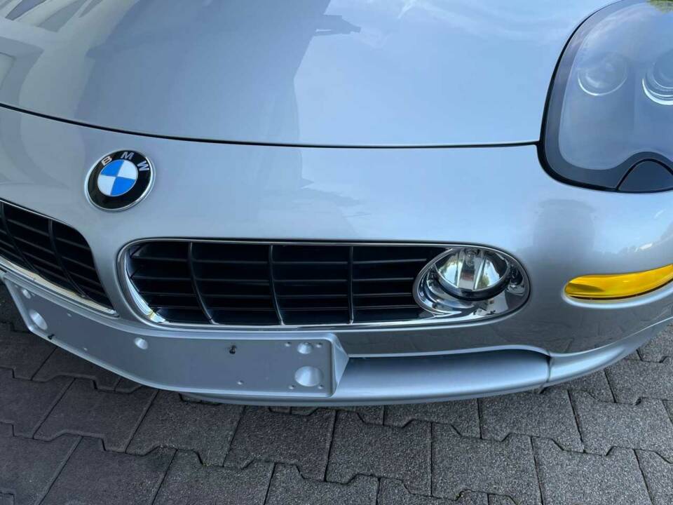 Image 18/36 of BMW Z8 (2002)