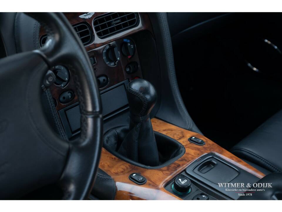 Immagine 18/39 di Aston Martin DB 7 (1999)